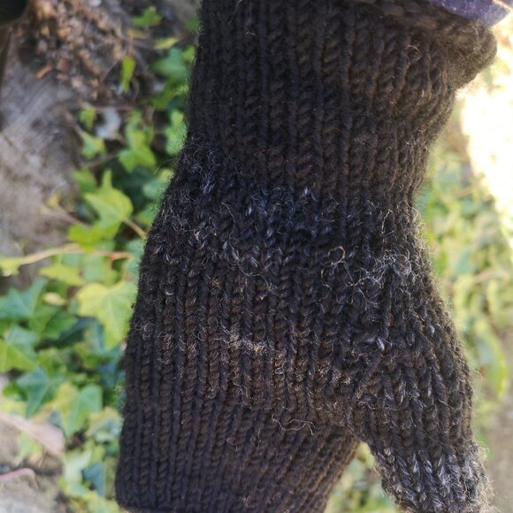Black Gray HandKnit Seamless Wool Blend Gloves Mittens - Picture 6 of 9